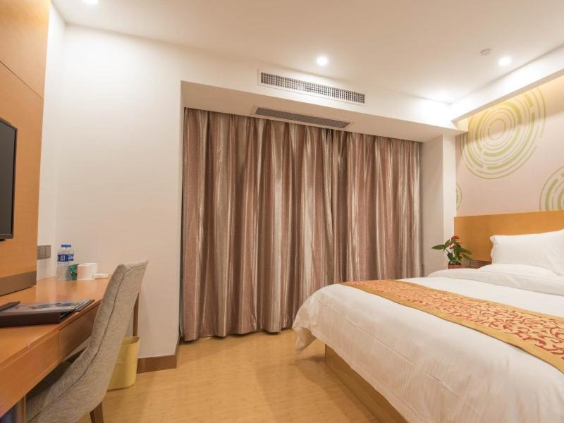 Greentree Inn Zhejiang Jiaxing Nanyang College Henglong Square Business Hotel Kültér fotó